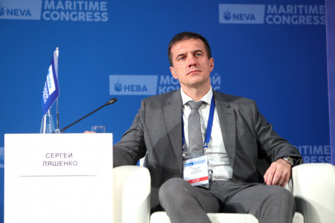 На пленарном заседании «Морская политика России: новые возможности в эпоху больших перемен» Сергея Ляшенко рассказал о переходе верфей корпорации на отечественное оборудование